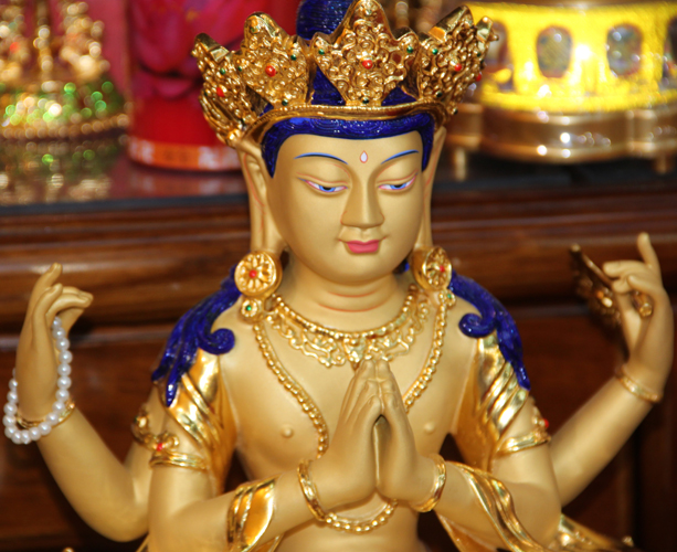 武威四臂觀音 - 佛教雕塑 - 佛像貼金箔