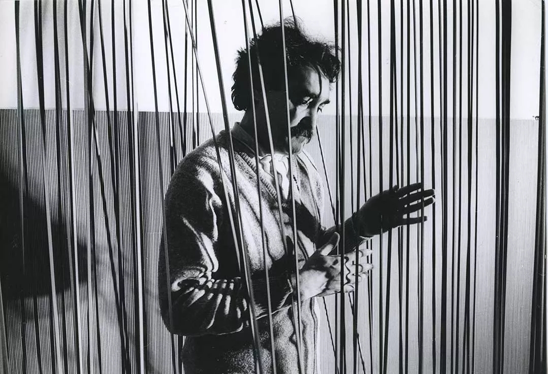 杰蘇斯·拉斐爾·索托:活動雕塑(無錫雕塑-眾象雕塑)