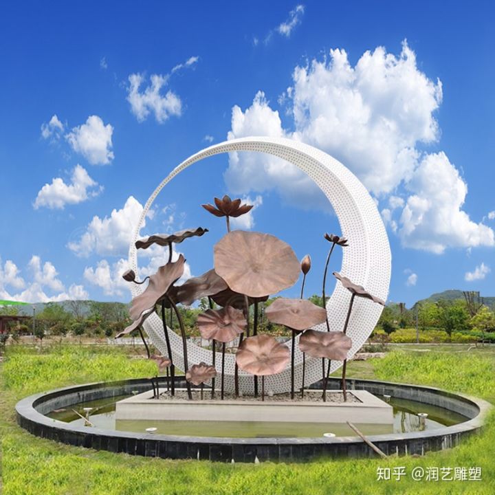 玻璃鋼雕塑設計需聚焦?成本控制、耐候性提升、公共安全適配